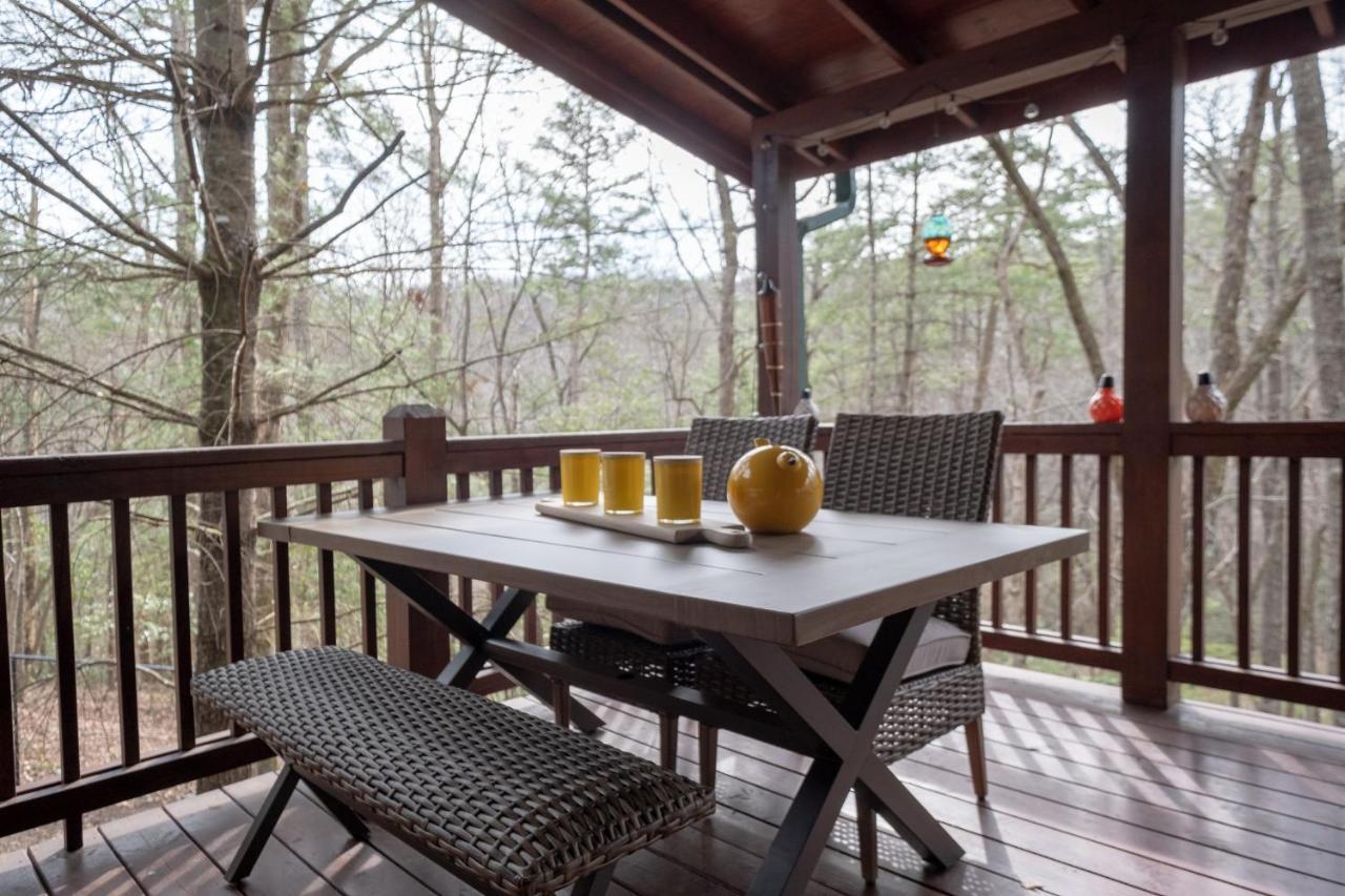 Вилла Three Dog Night - Pet-Friendly Cabin With Hot Tub Блу-Ридж Экстерьер фото