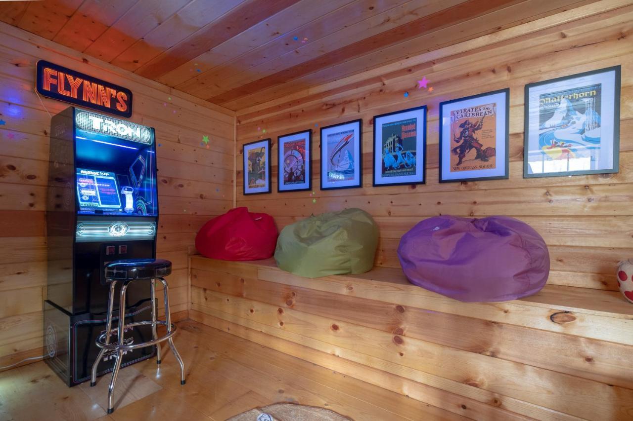 Вилла Three Dog Night - Pet-Friendly Cabin With Hot Tub Блу-Ридж Экстерьер фото