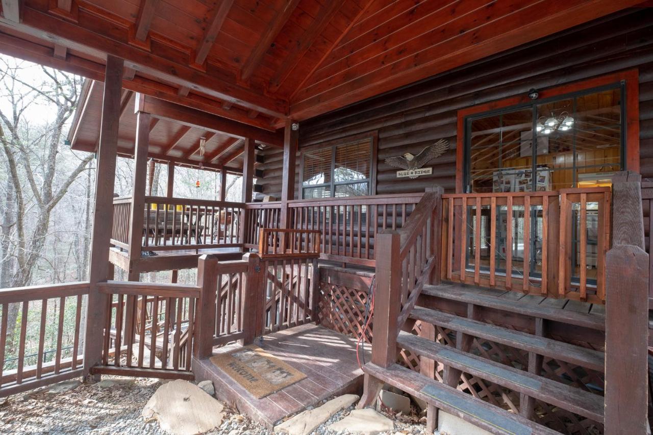 Вилла Three Dog Night - Pet-Friendly Cabin With Hot Tub Блу-Ридж Экстерьер фото